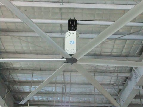 蘇州工業(yè)大風扇的特點,相比傳統(tǒng)落地扇的優(yōu)勢有哪些